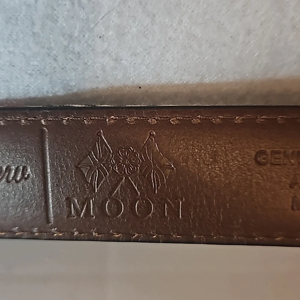 J Crew Moon Plaid Genuine Leather Belt sz 34 Brass hardware Pre-owned - Picture 7 of 10